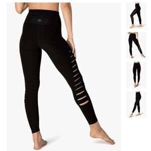 Beyond Yoga So Slashed High Waisted Midi Legging darkest night size small